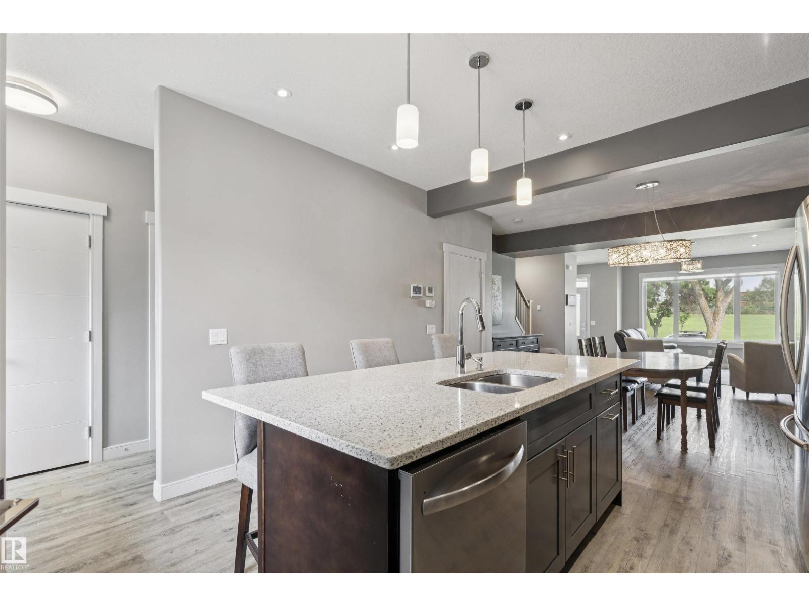 11226 122 ST NW - 14
