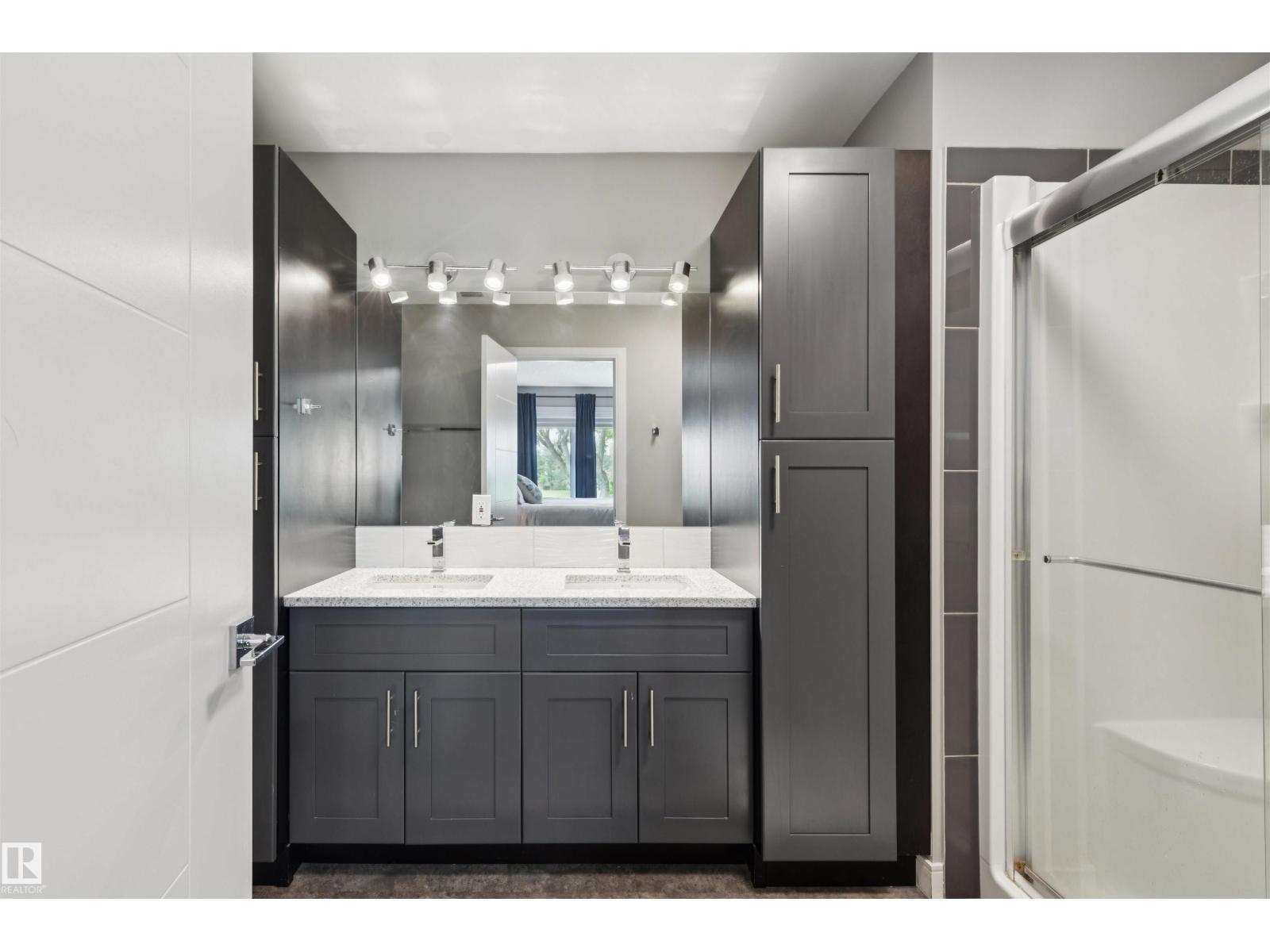 11226 122 ST NW - 27