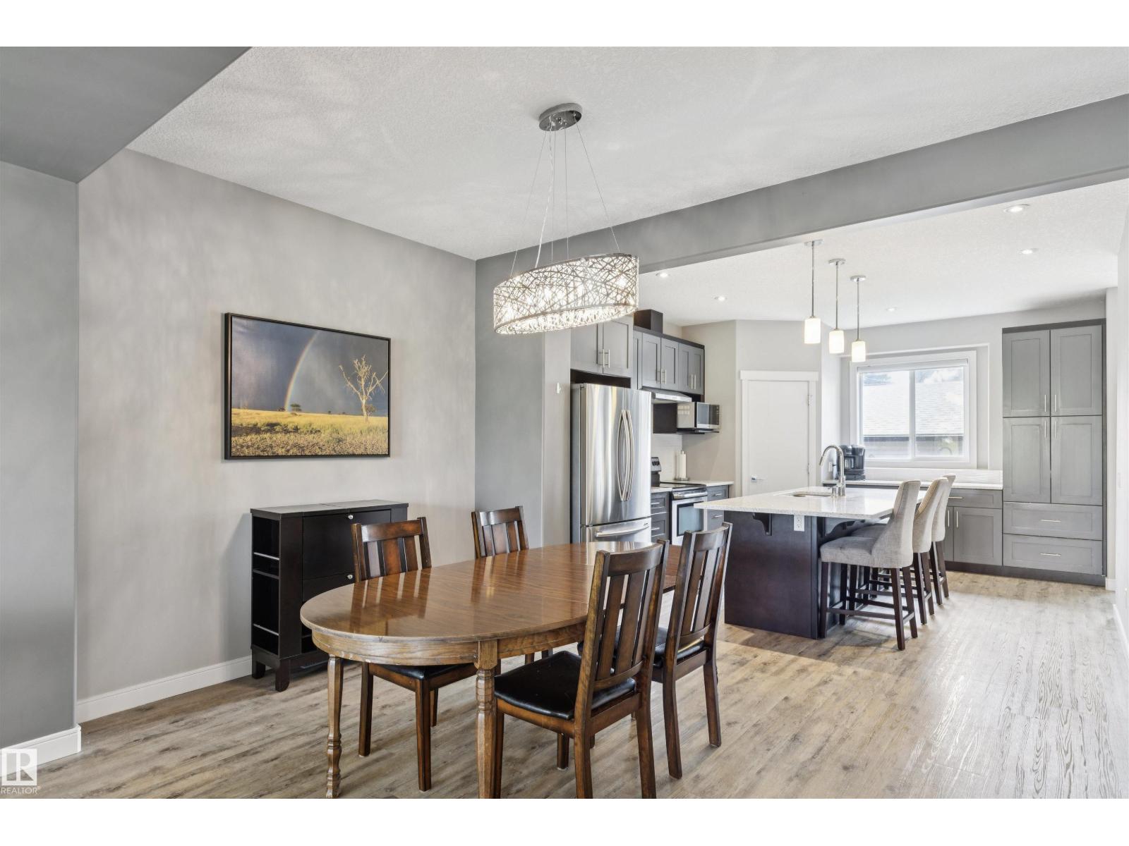 11226 122 ST NW - 8