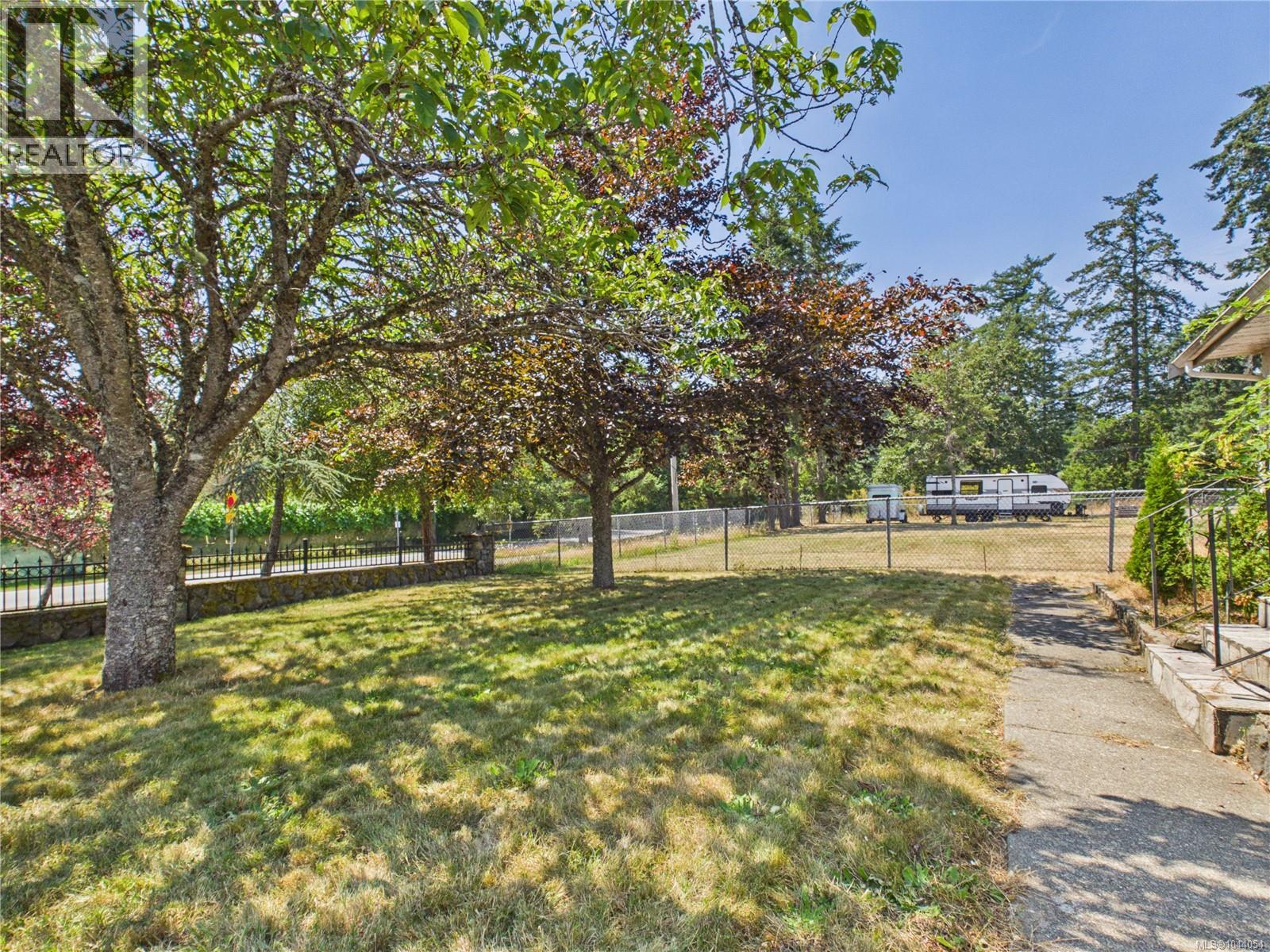 446 Quayle Rd - 28
