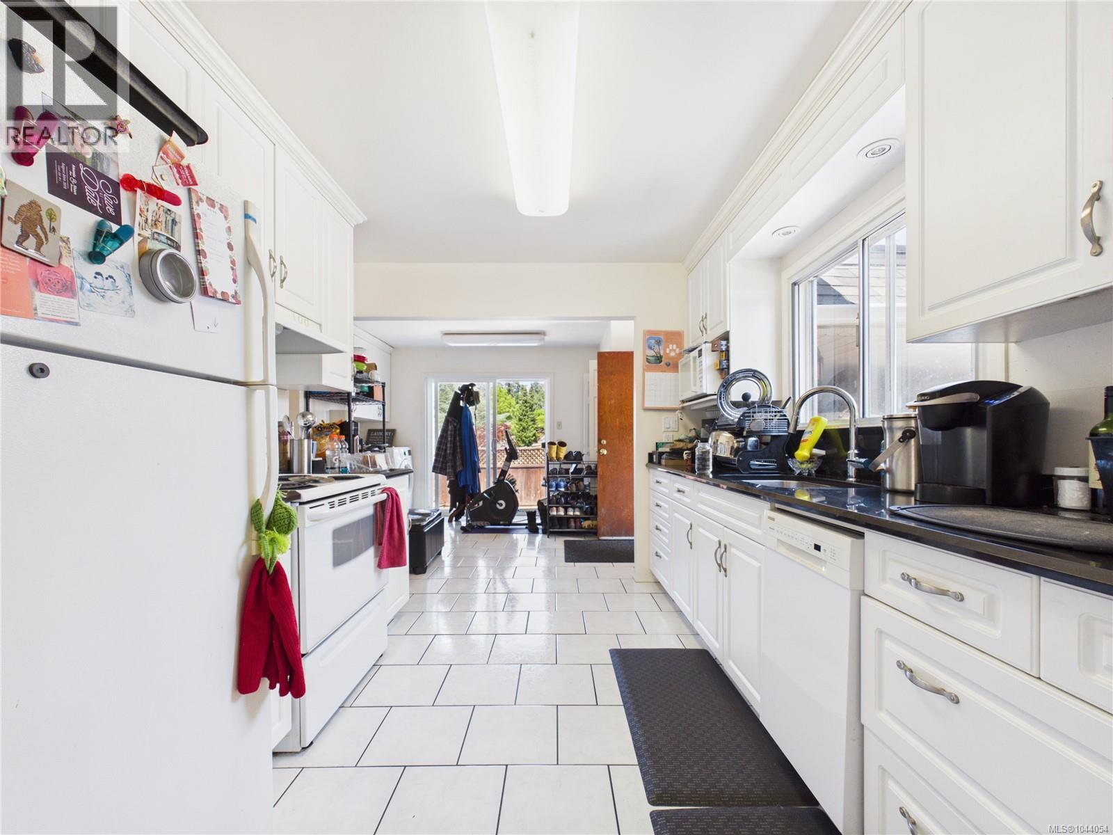 446 Quayle Rd - 34