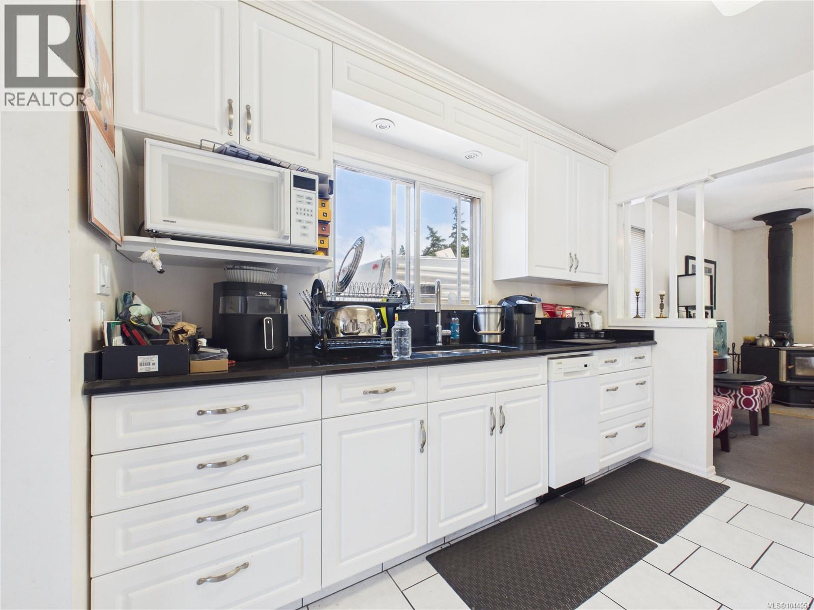446 Quayle Rd - 36