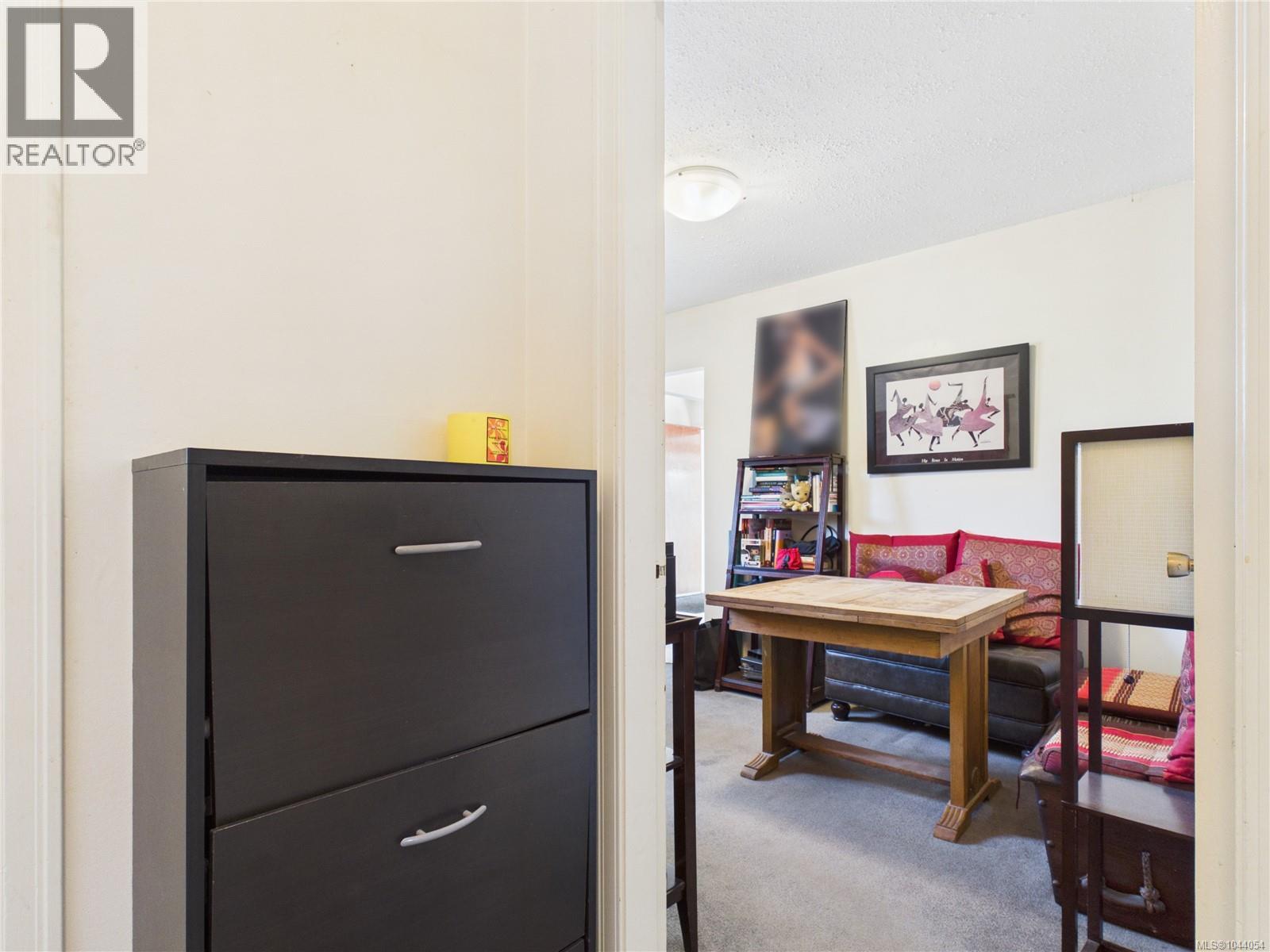 446 Quayle Rd - 47