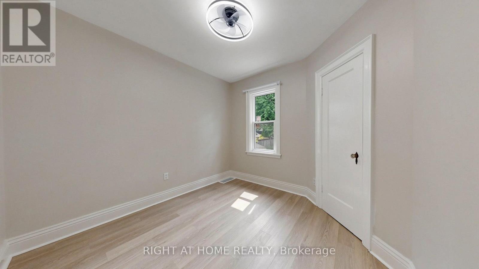 59 LONGWOOD ROAD N - Image 14