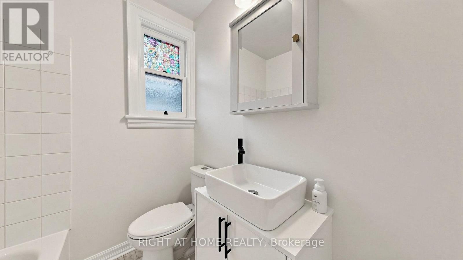 59 LONGWOOD ROAD N - Image 16