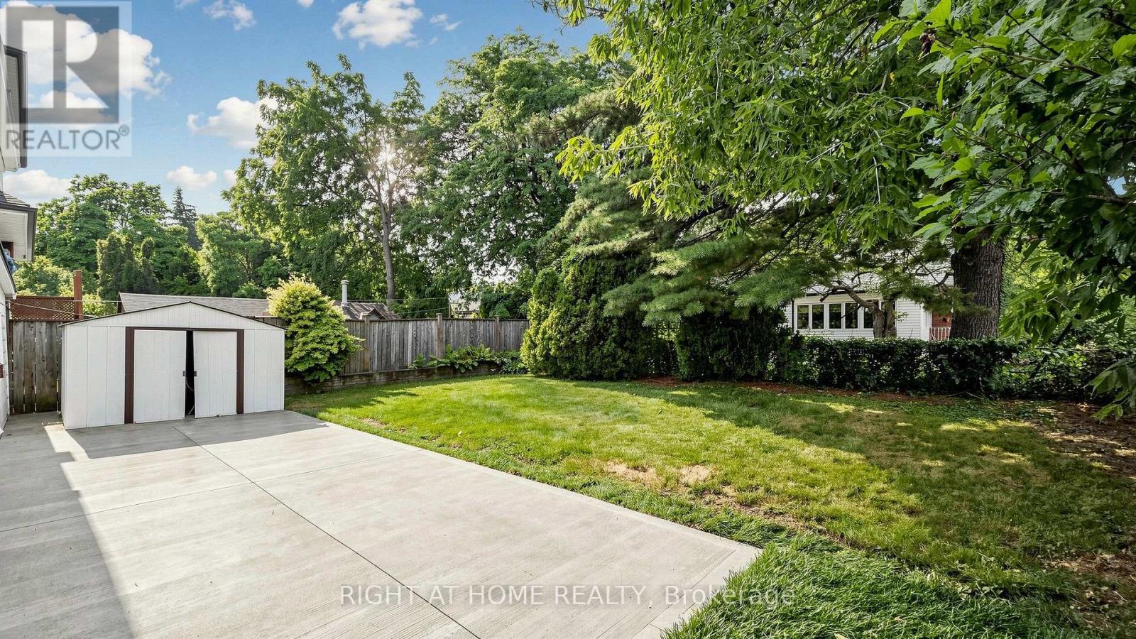 59 LONGWOOD ROAD N - Image 30