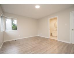 13015 Summerhill Crescent, Surrey, BC V4A7T4 Photo 15