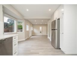 13015 Summerhill Crescent, Surrey, BC V4A7T4 Photo 7
