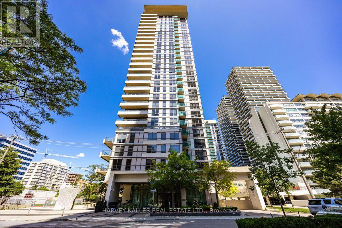 #813 70 ROEHAMPTON AVENUE - 1