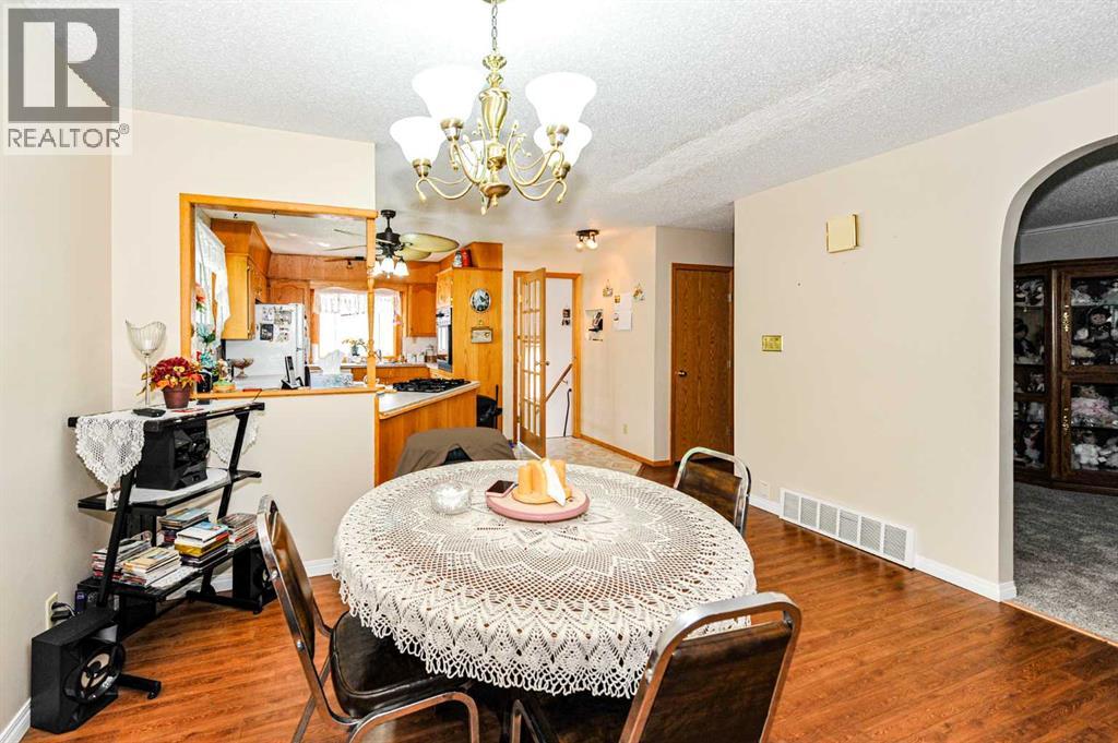 Listing photo – 4207 67 Street, Camrose