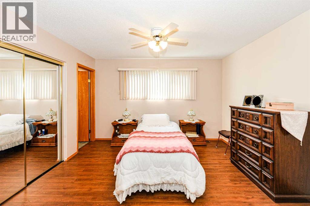 Listing photo – 4207 67 Street, Camrose