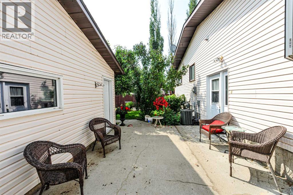Listing photo – 4207 67 Street, Camrose