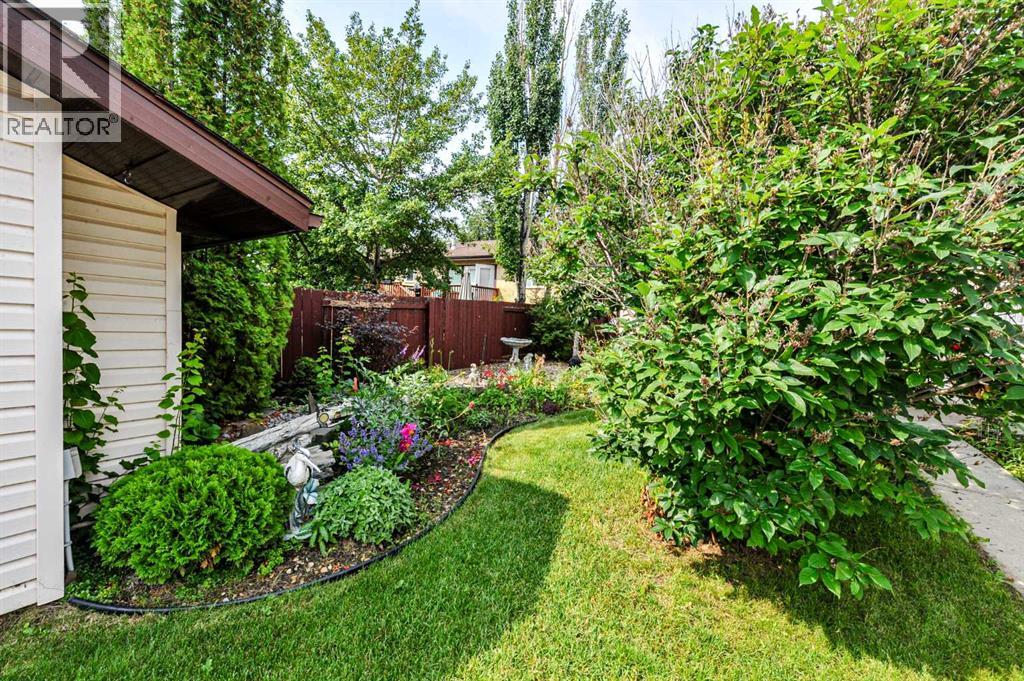 Listing photo – 4207 67 Street, Camrose