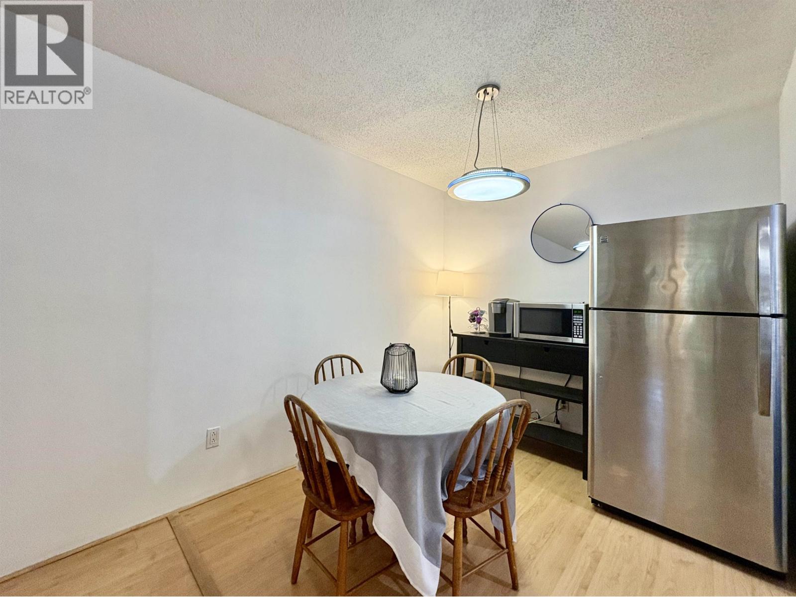 312 9880 MANCHESTER DRIVE, Burnaby