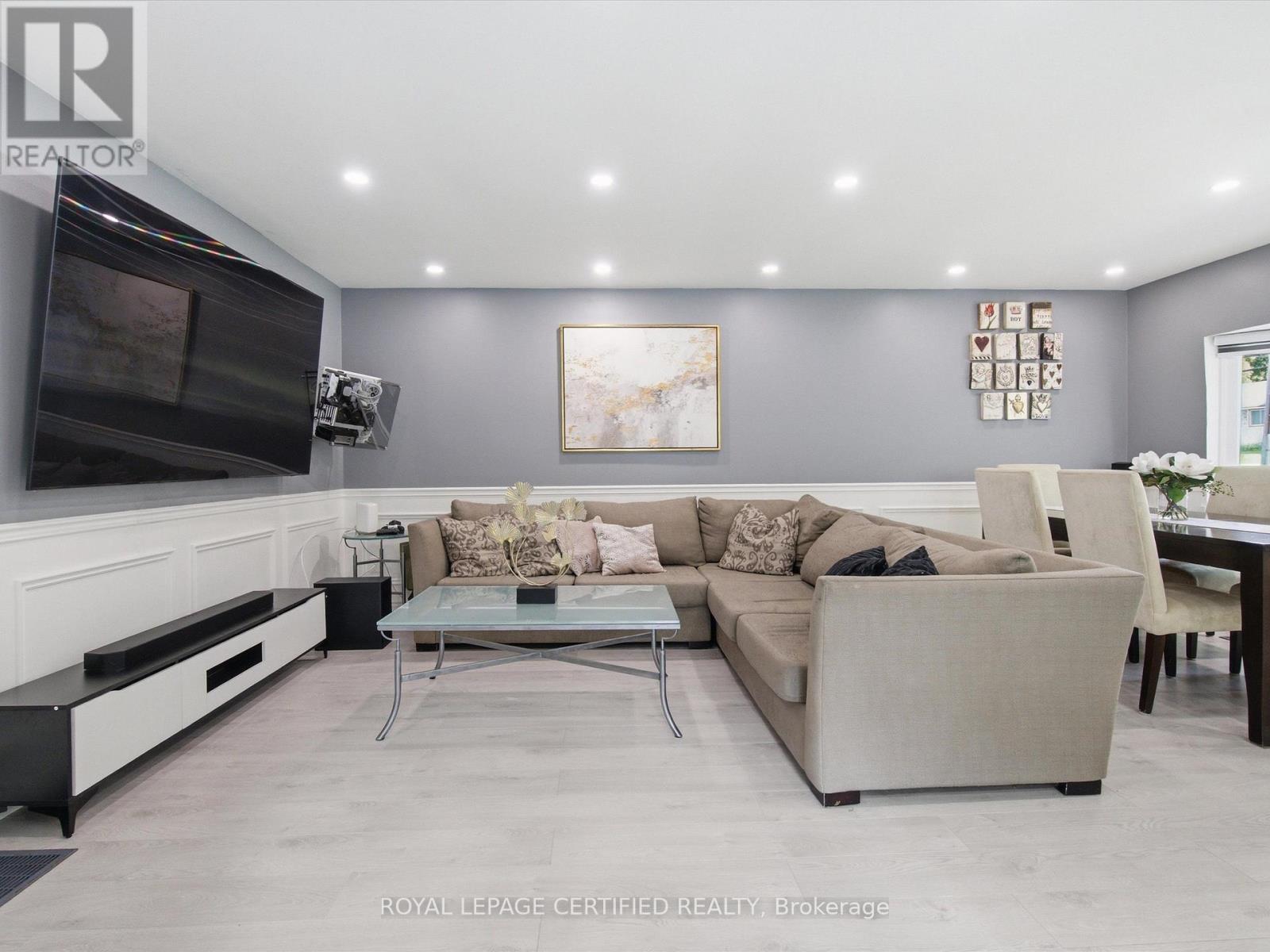 288 IRENE DRIVE - 15