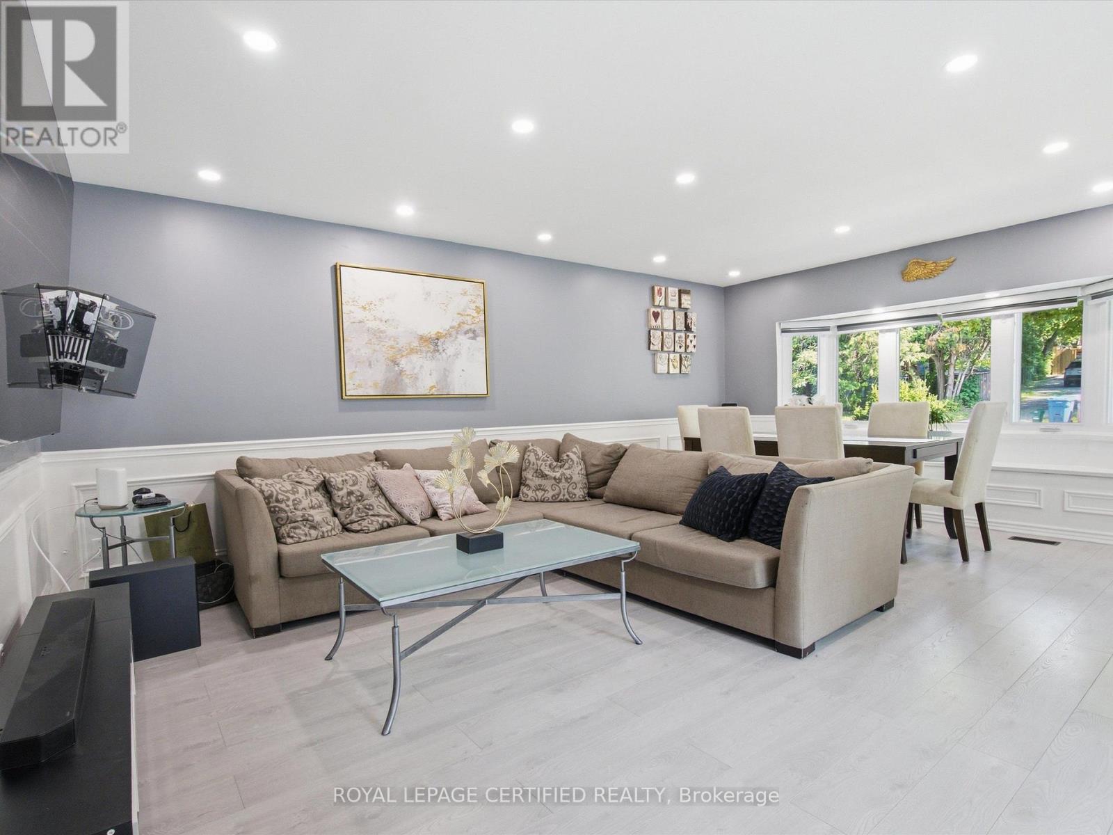 288 IRENE DRIVE - 16