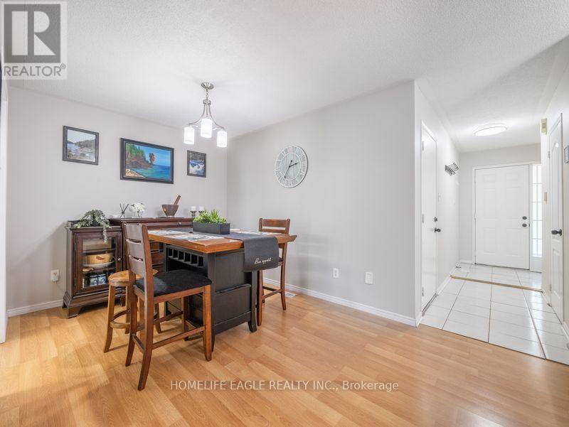 479 HEDDLE CRESCENT - 6