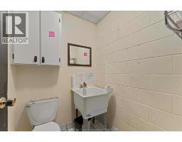 64 Talbot Street North, Essex, ON N8M1A2 Photo 32