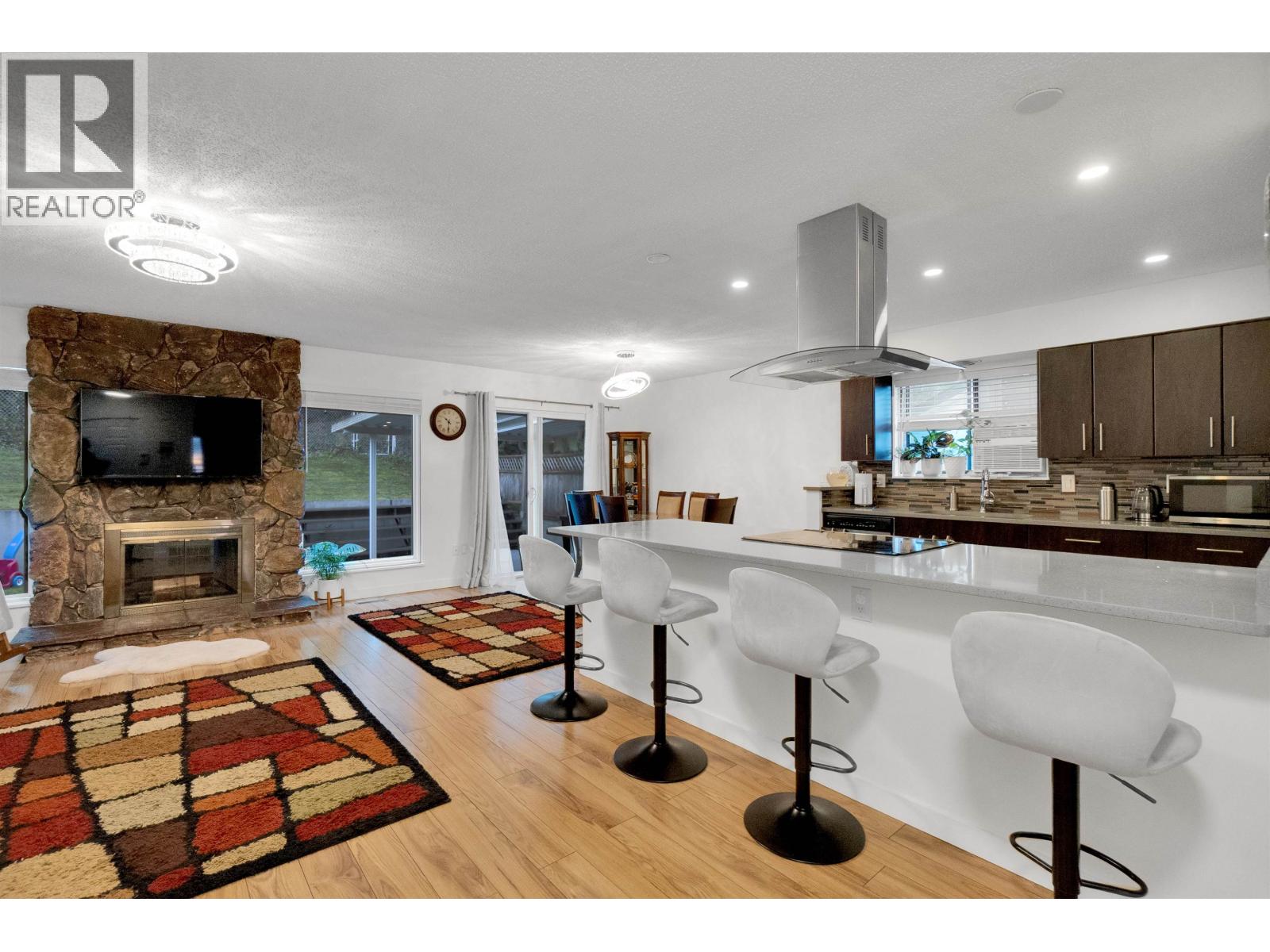 1230 BLUFF DRIVE, Coquitlam