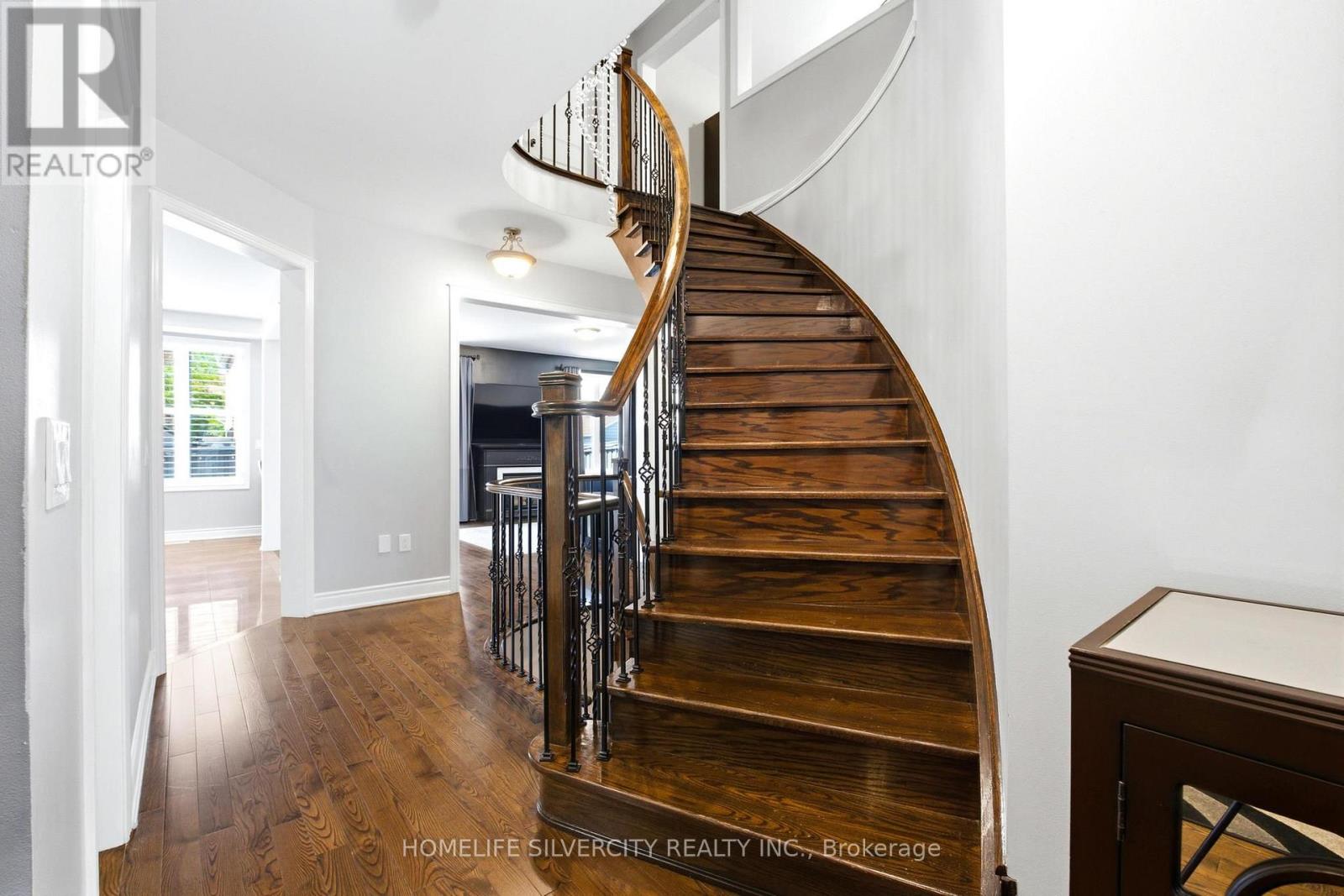 64 SCOTCHMERE CRESCENT - Image 22