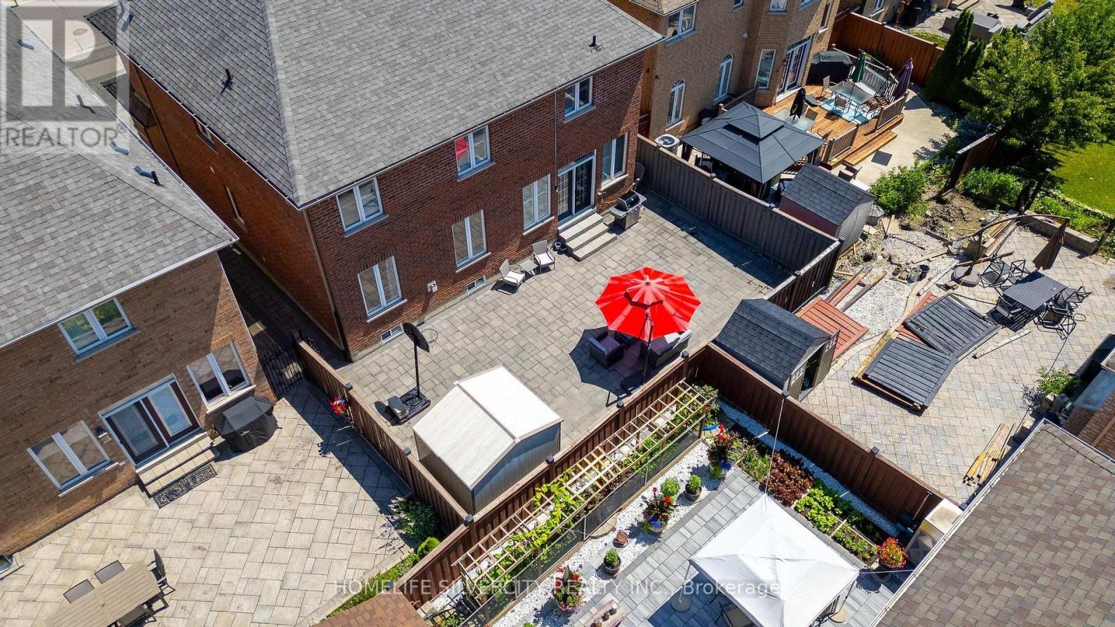 64 SCOTCHMERE CRESCENT - 50