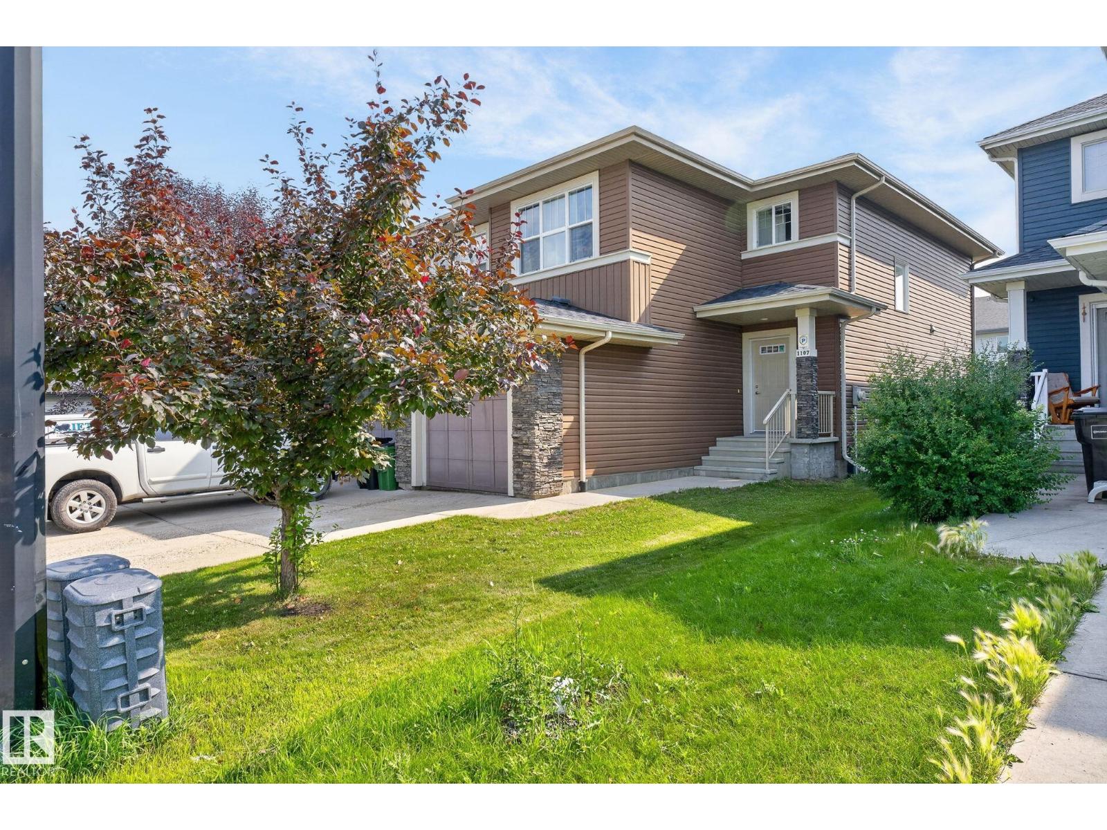 1107 177 ST SW - 1