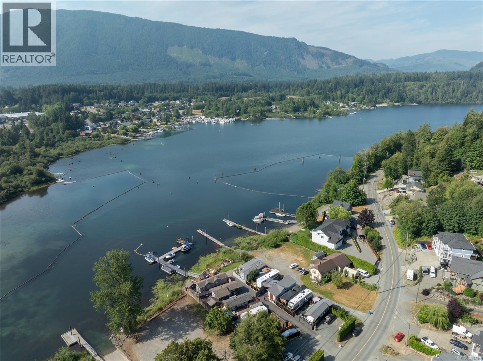 3 232 North Shore Rd, Lake Cowichan