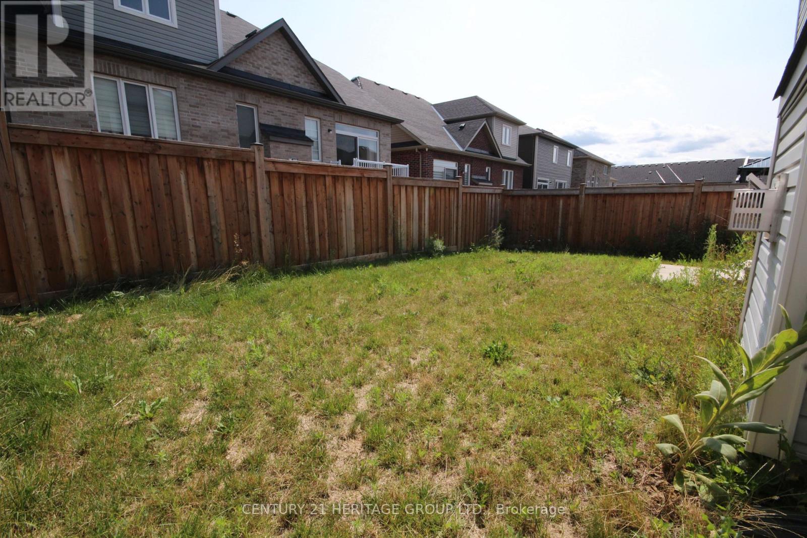 83 KINGKNOLL CRESCENT - 25