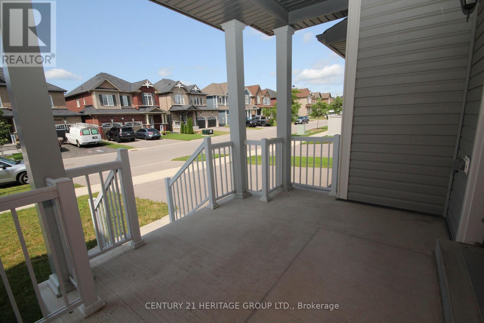 83 KINGKNOLL CRESCENT - 27