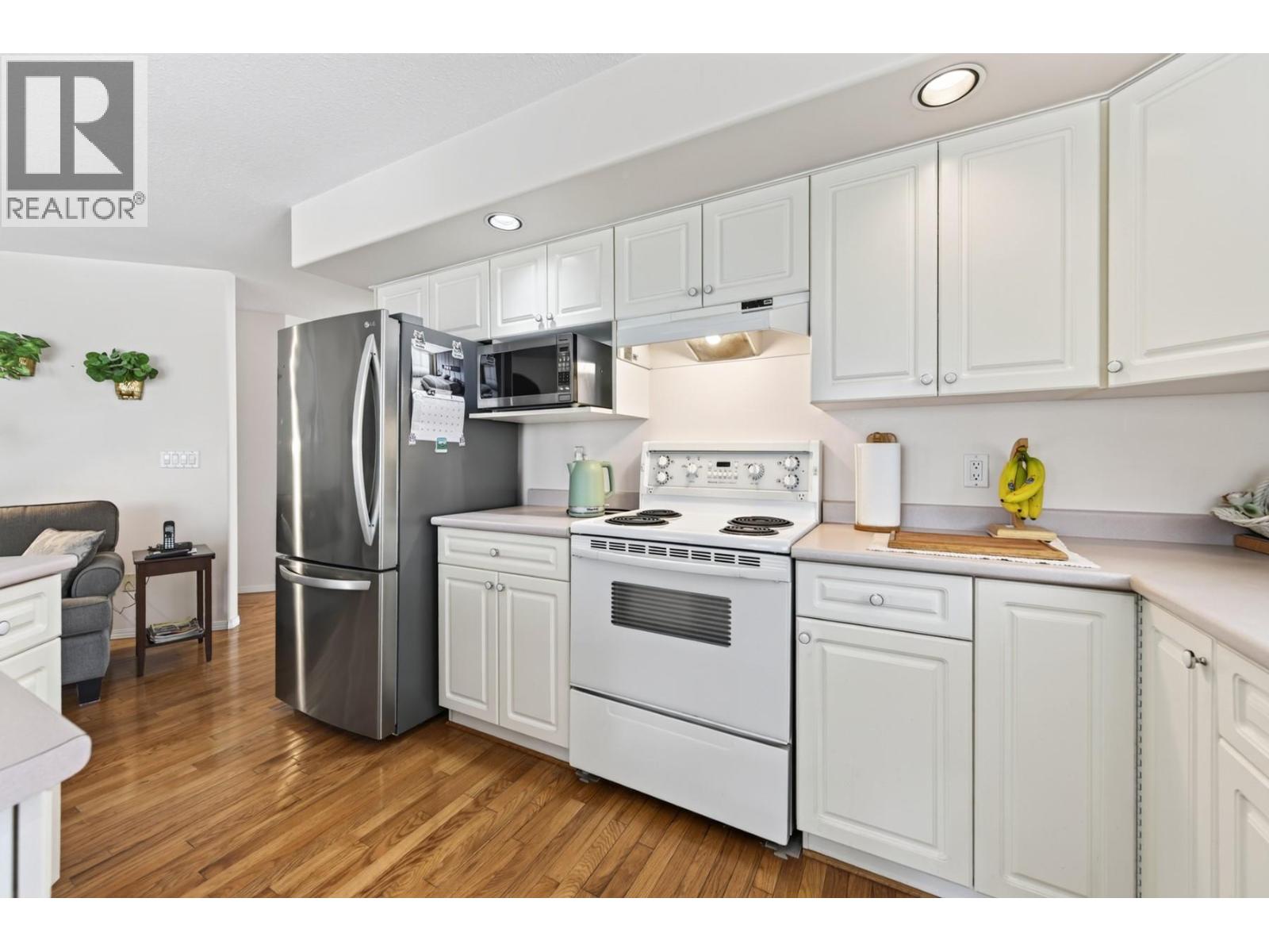 #45 1575 Springhill Drive - 8