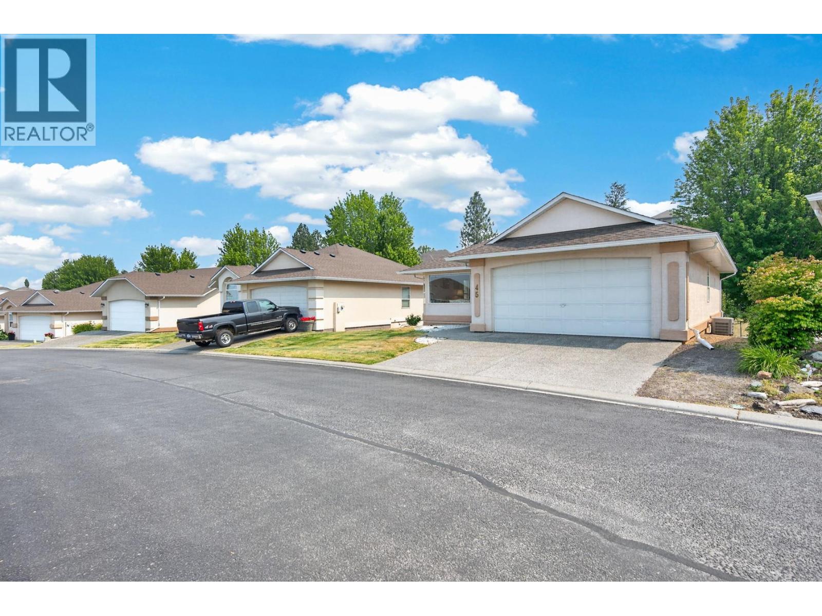 #45 1575 Springhill Drive - 38