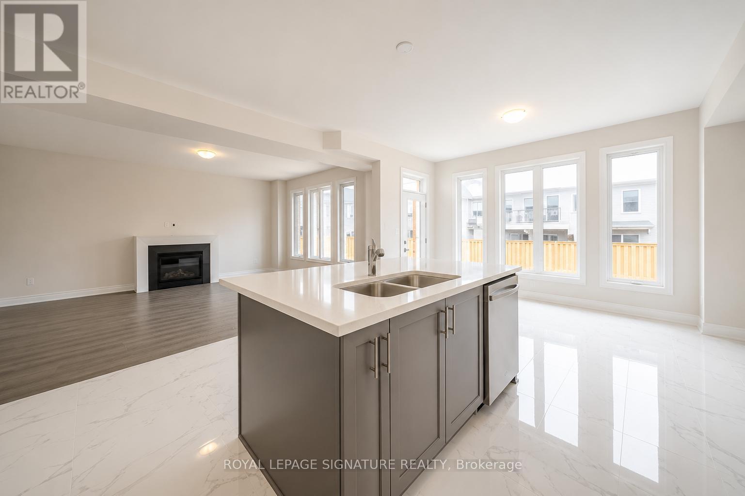 109 YORK DRIVE - 6