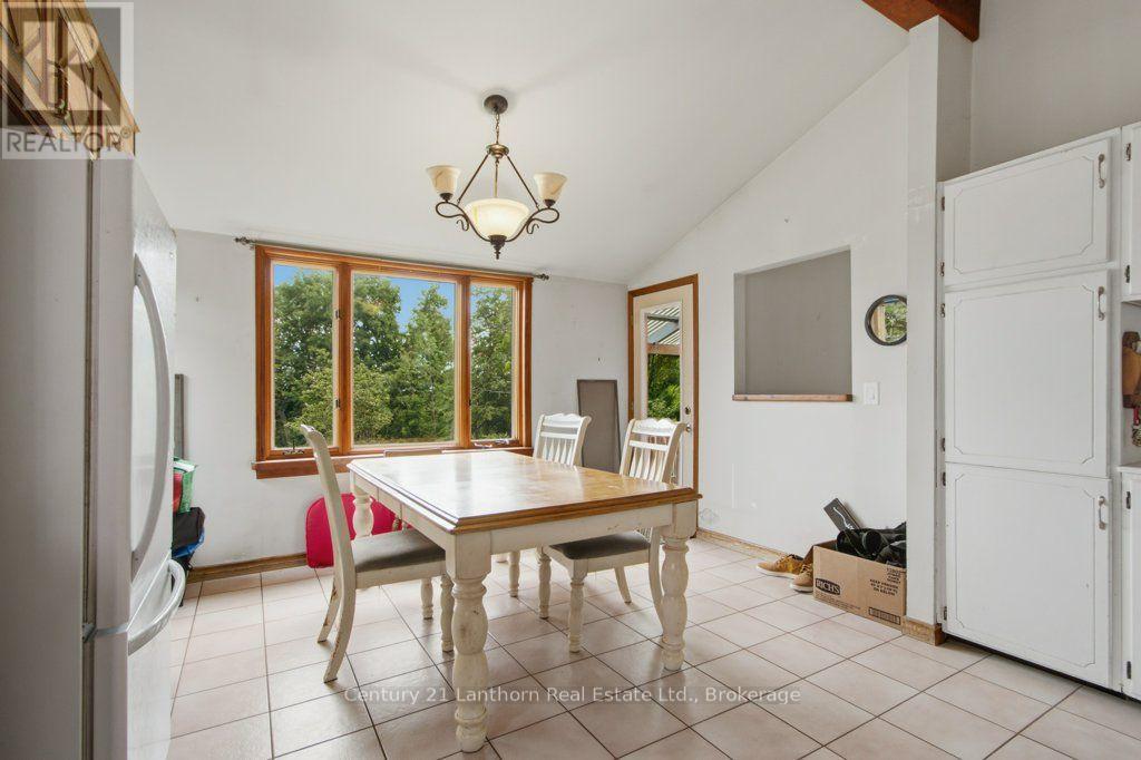 790 CLEARVIEW ROAD - 13