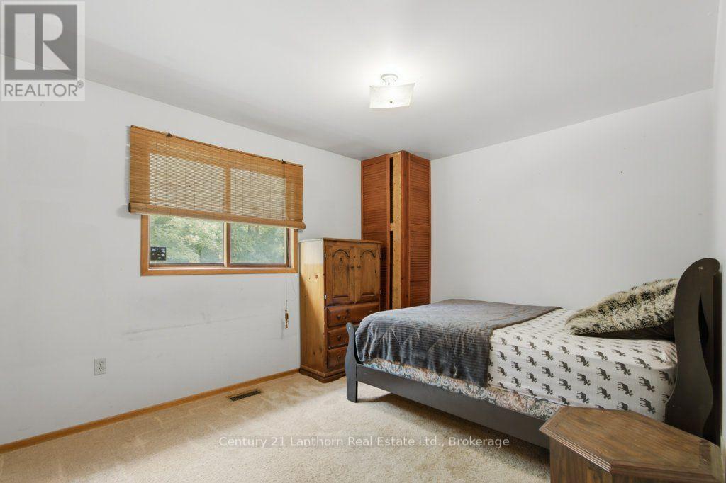790 CLEARVIEW ROAD - 25