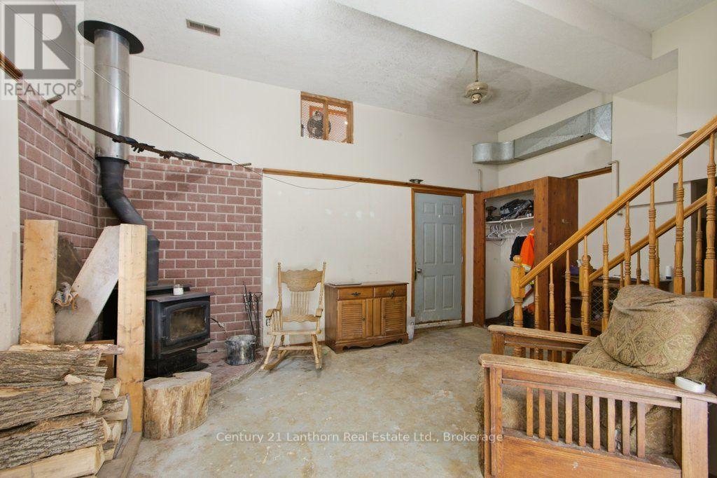 790 CLEARVIEW ROAD - 28
