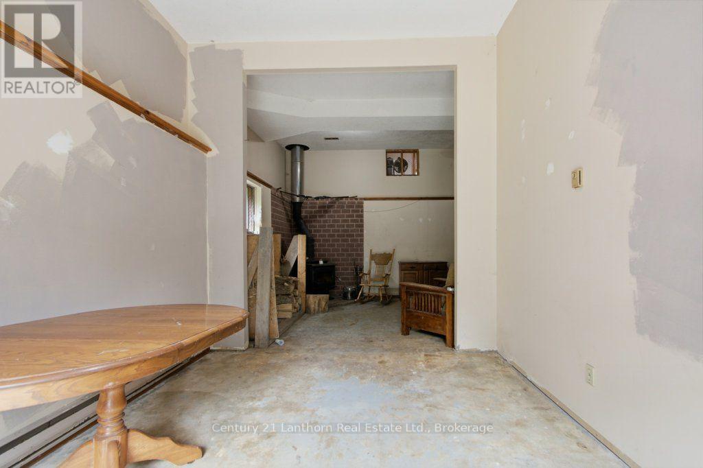 790 CLEARVIEW ROAD - 30