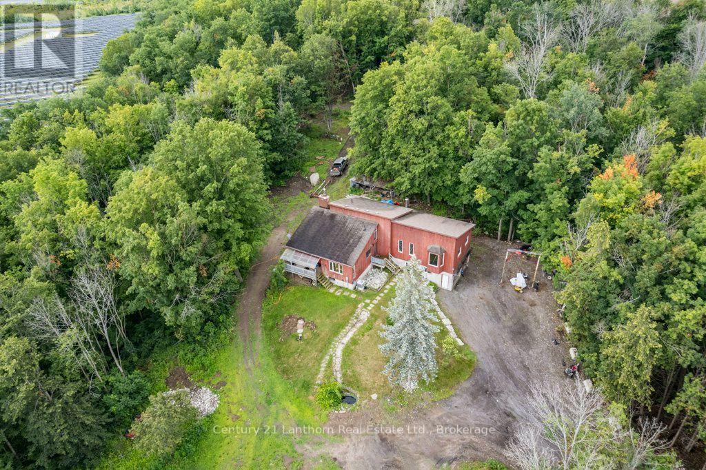 790 CLEARVIEW ROAD - 38