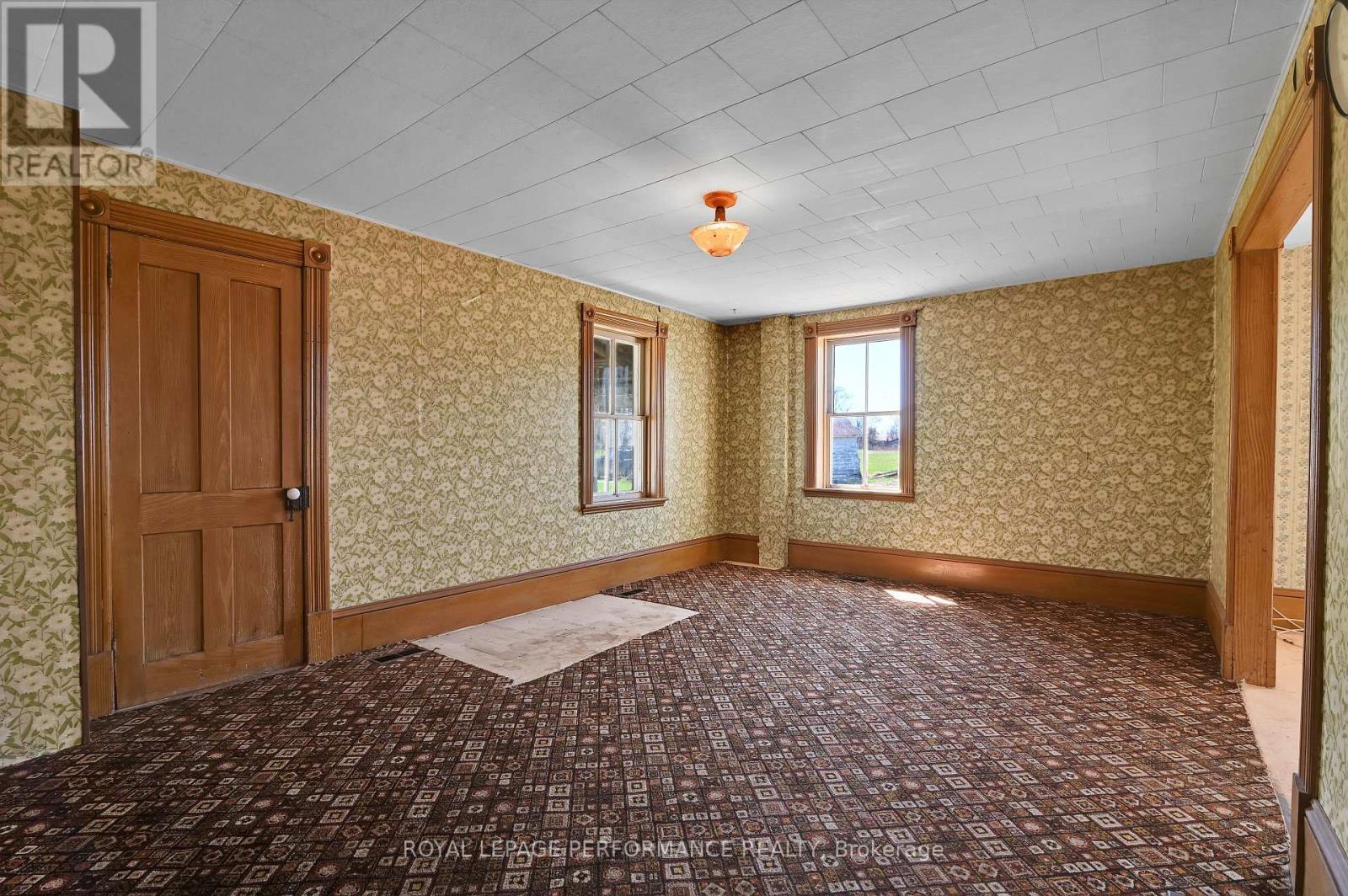 2421 BUCKWHEAT ROAD W - 10
