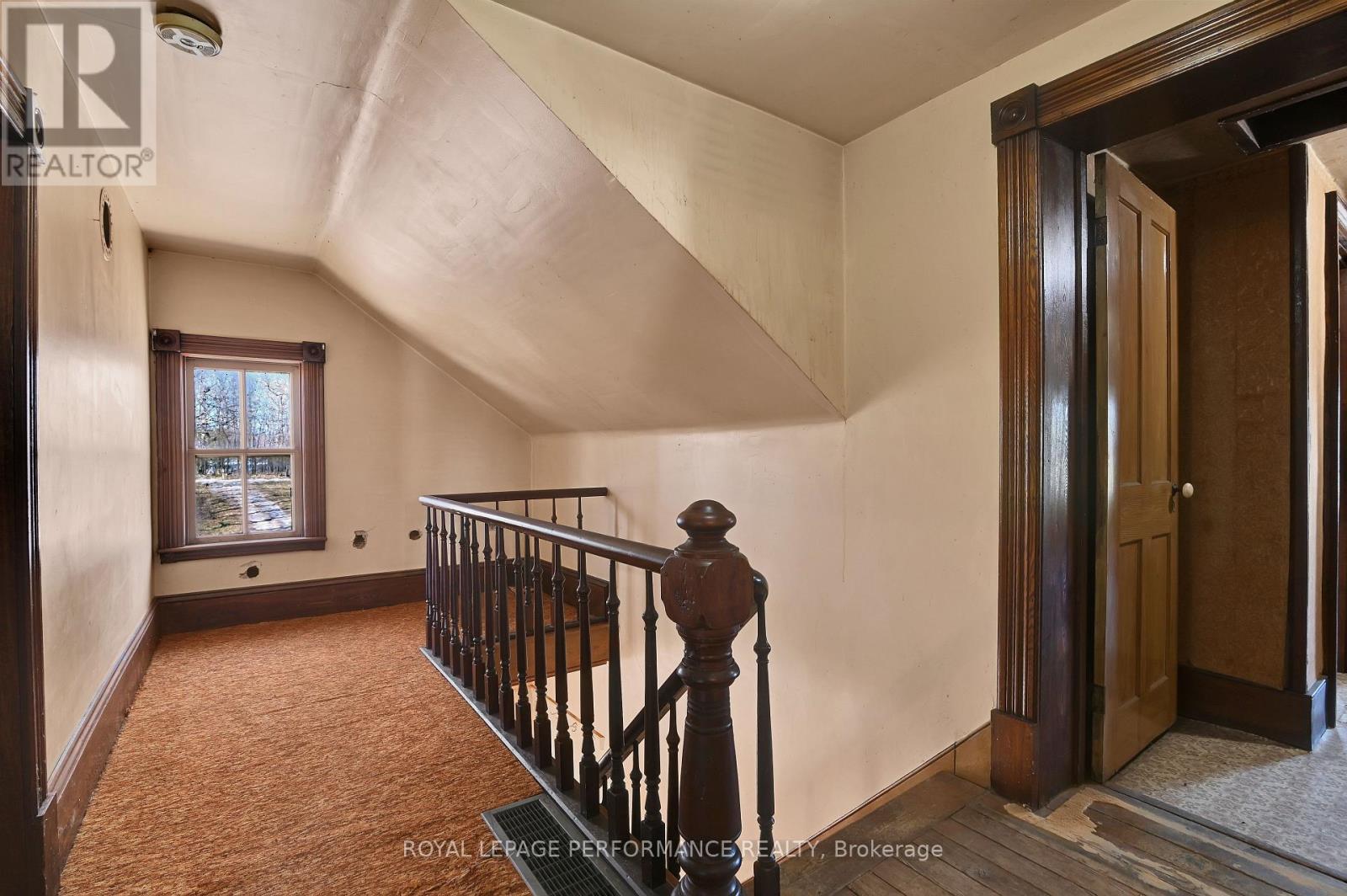 2421 BUCKWHEAT ROAD W - 16