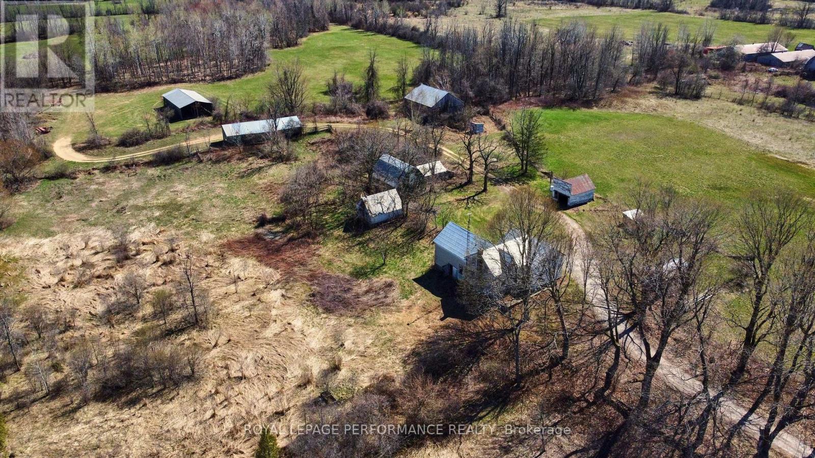 2421 BUCKWHEAT ROAD W - 33