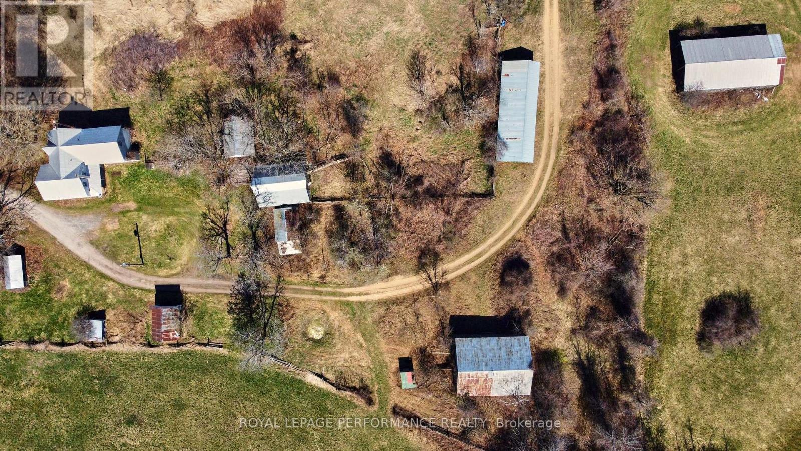 2421 BUCKWHEAT ROAD W - 37