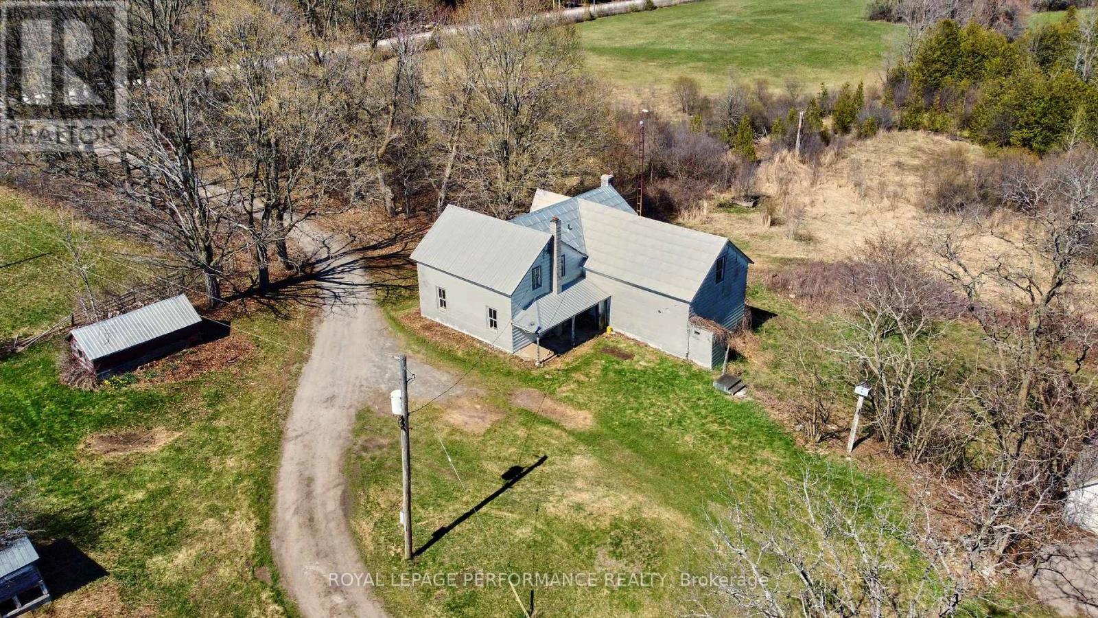 2421 BUCKWHEAT ROAD W - 42