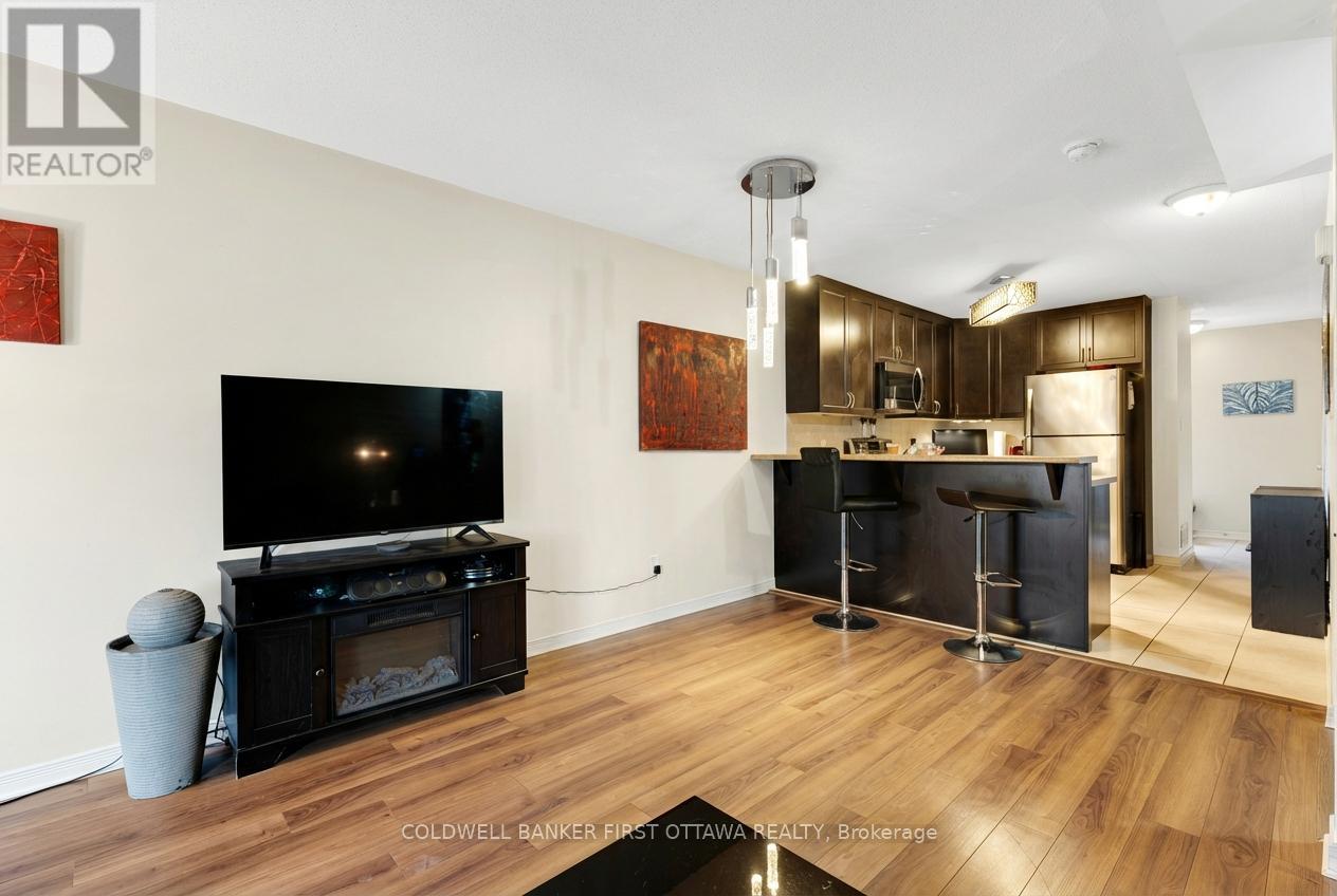 150 URBANCREST PRIVATE - 13
