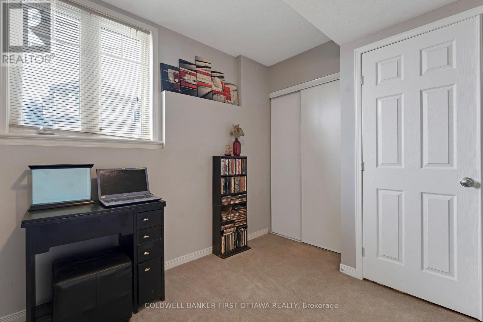 150 URBANCREST PRIVATE - 24