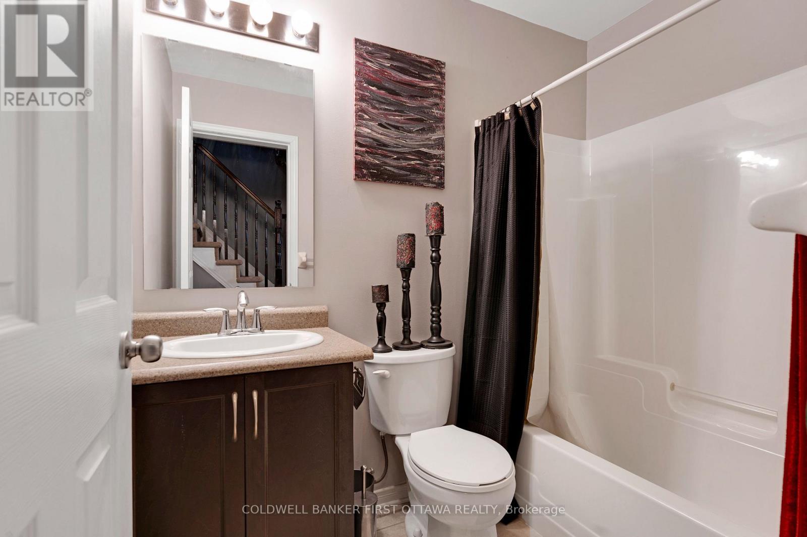 150 URBANCREST PRIVATE - 26