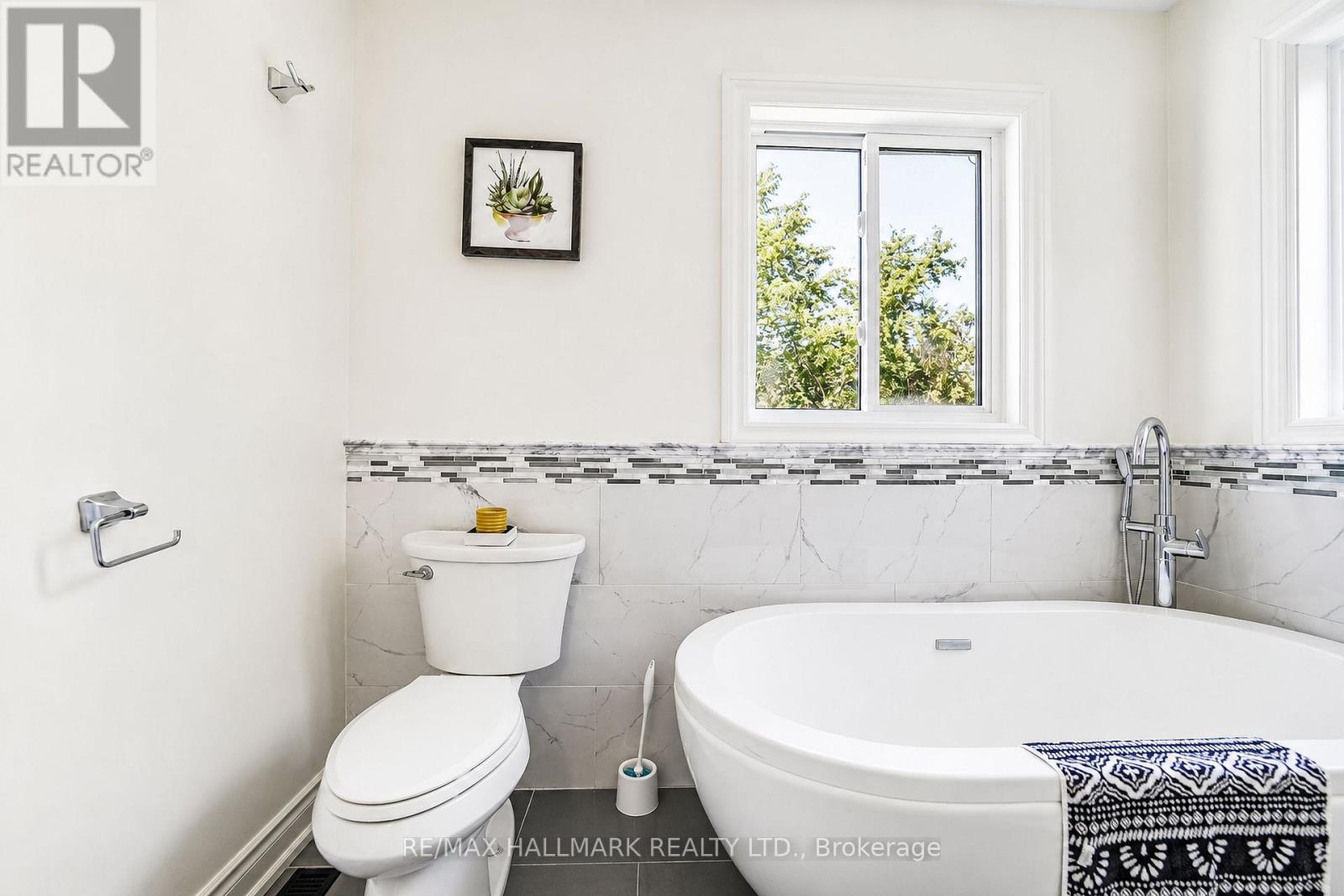 2350 CLEARSIDE COURT - 15