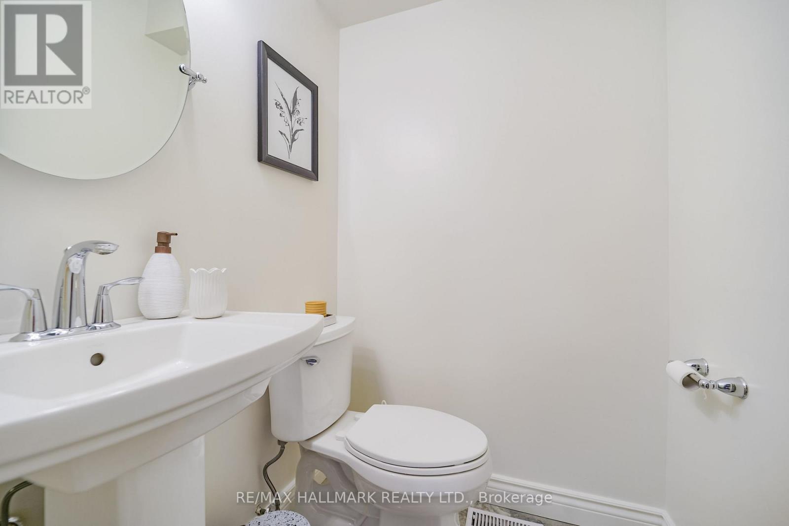 2350 CLEARSIDE COURT - 23