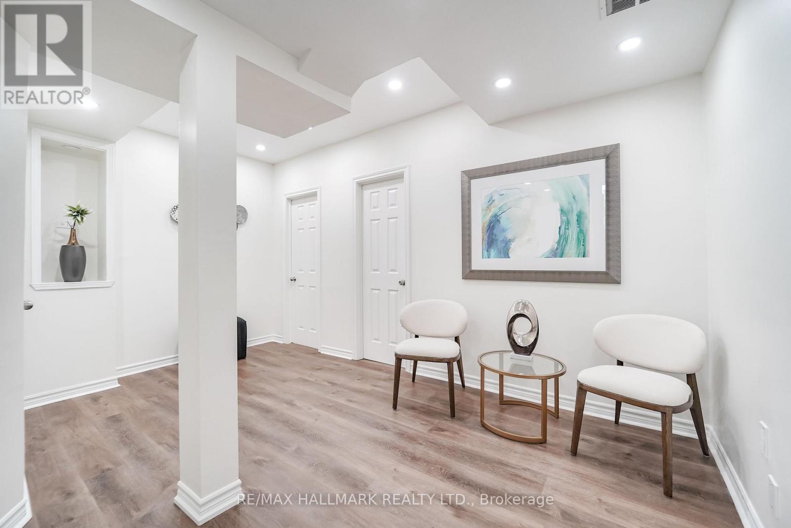 2350 CLEARSIDE COURT - 24