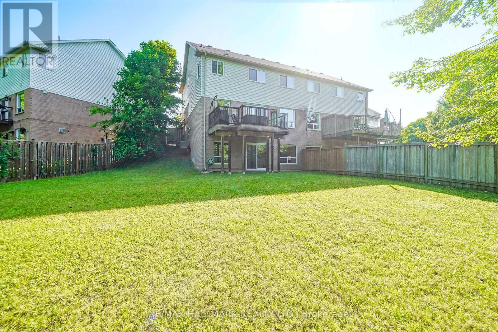 2350 CLEARSIDE COURT - 36