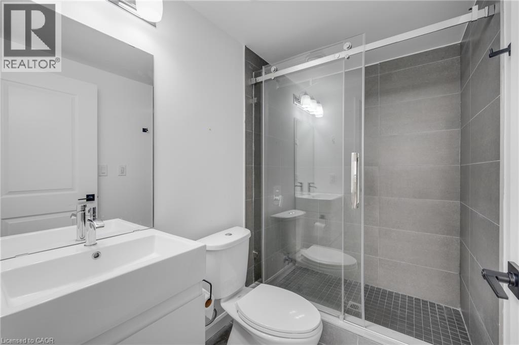 #606 7 ERIE Avenue - 16